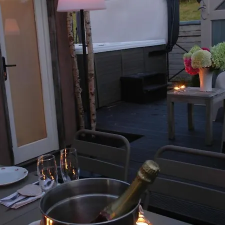 Suite De Luxe Chill&Out ベッド・アンド・ブレックファスト